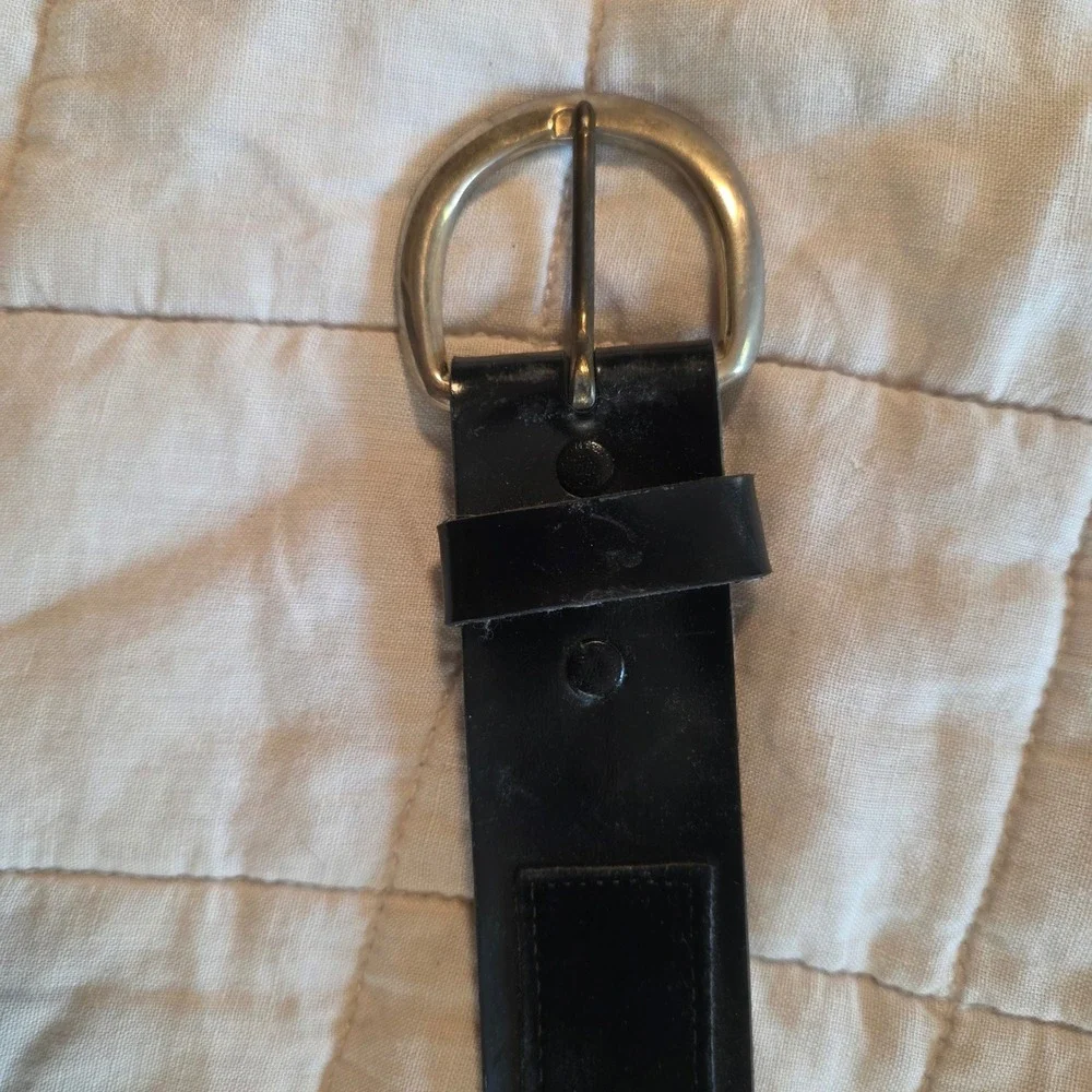 Unbranded Leather Velvet Inlay Belt Mens 44 Black Good Silver Buckle Classic